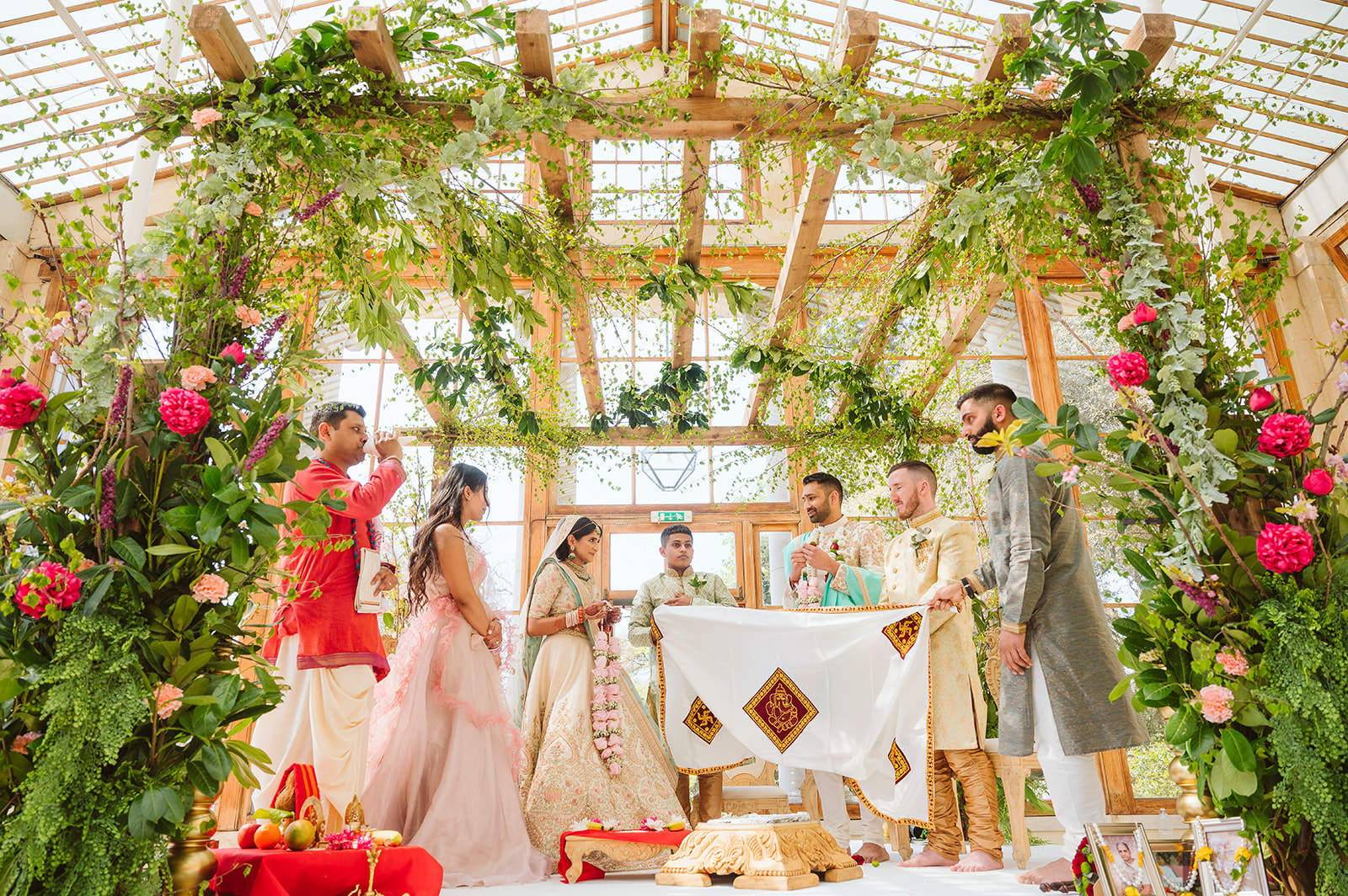 A Colourful Hindu Spring Wedding Celebration at Nash Conservatory